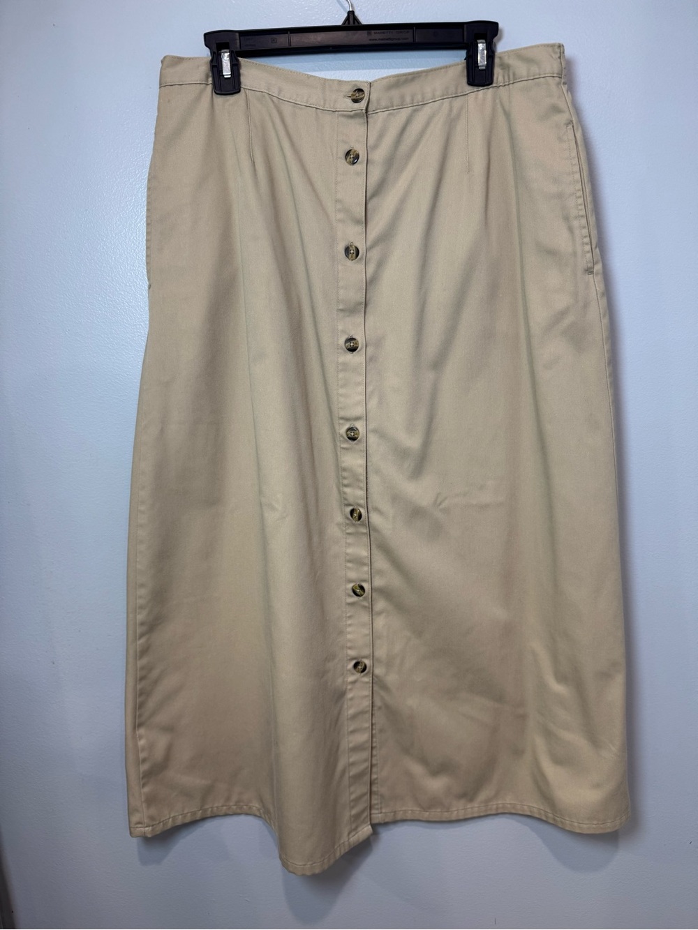 Karen Scott Women's Button Front Midi Skirt Size 18 Beige Tan Brown Pockets
